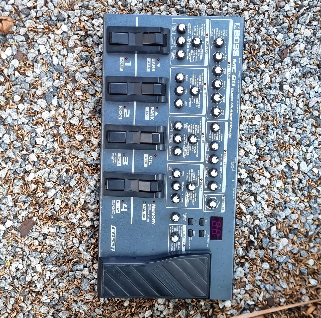 Boss ME-80 Guitar Multiple Effects