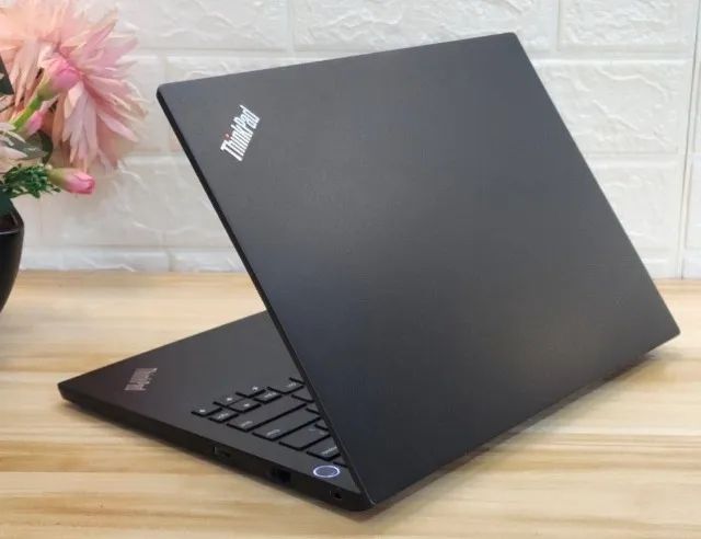 Notebook Lenovo Thinkpad E14 i5 10ª / 8GB / 256GB ssd nvme / Garantia - Foto 3