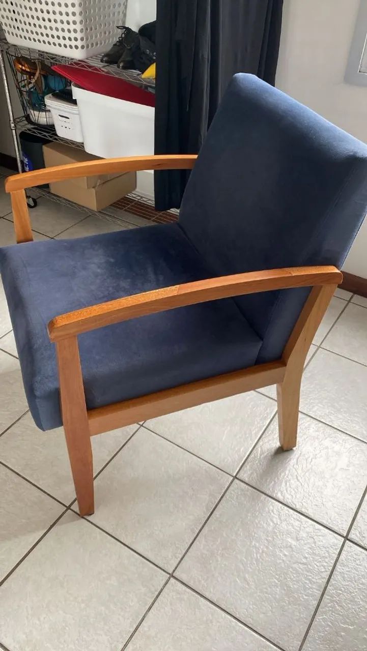 Poltrona Estofada - Foto 5