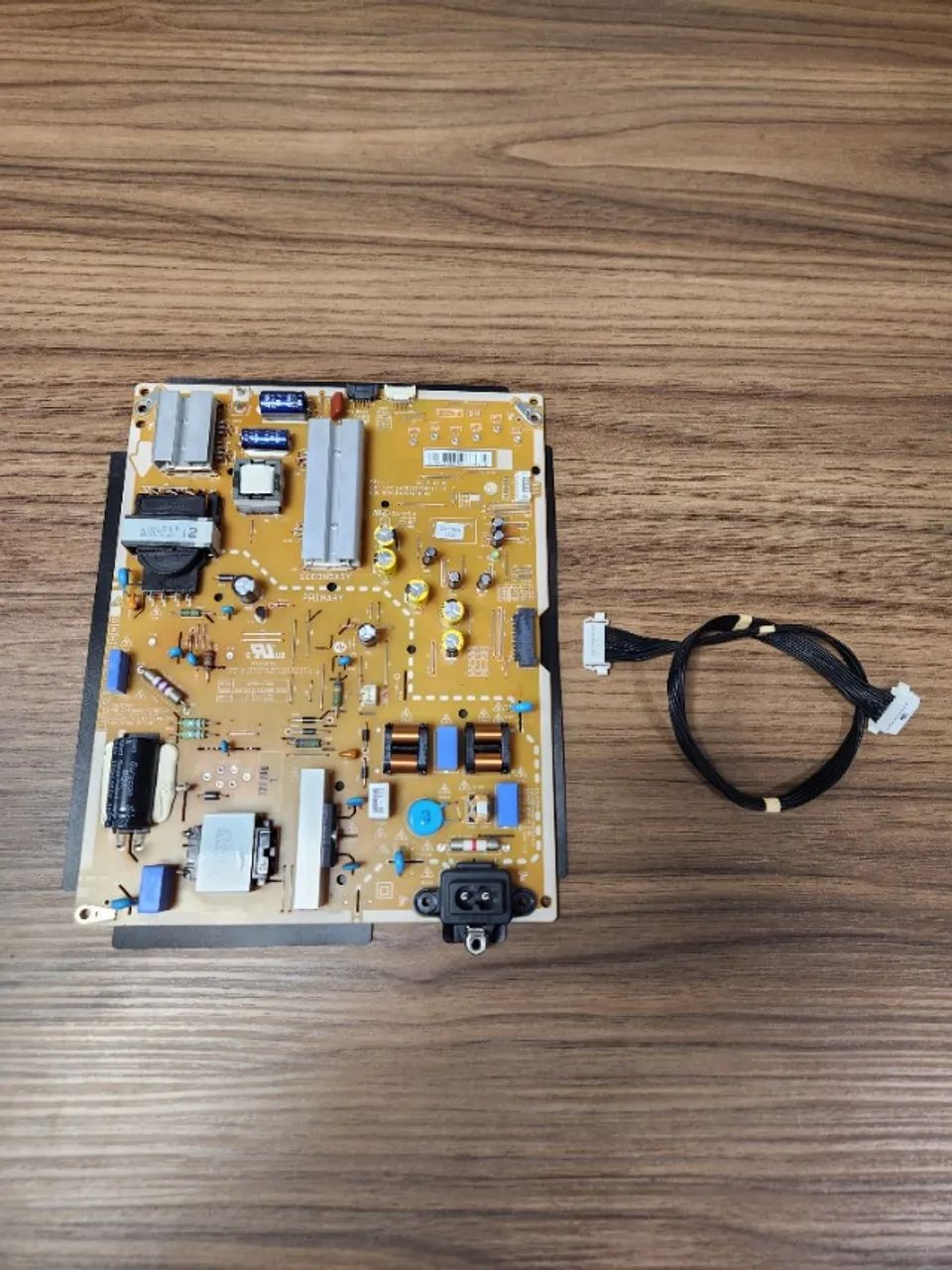 Placa Fonte  TV LG  55UJ6545  -  EAX67362501(1.3) - Foto 3