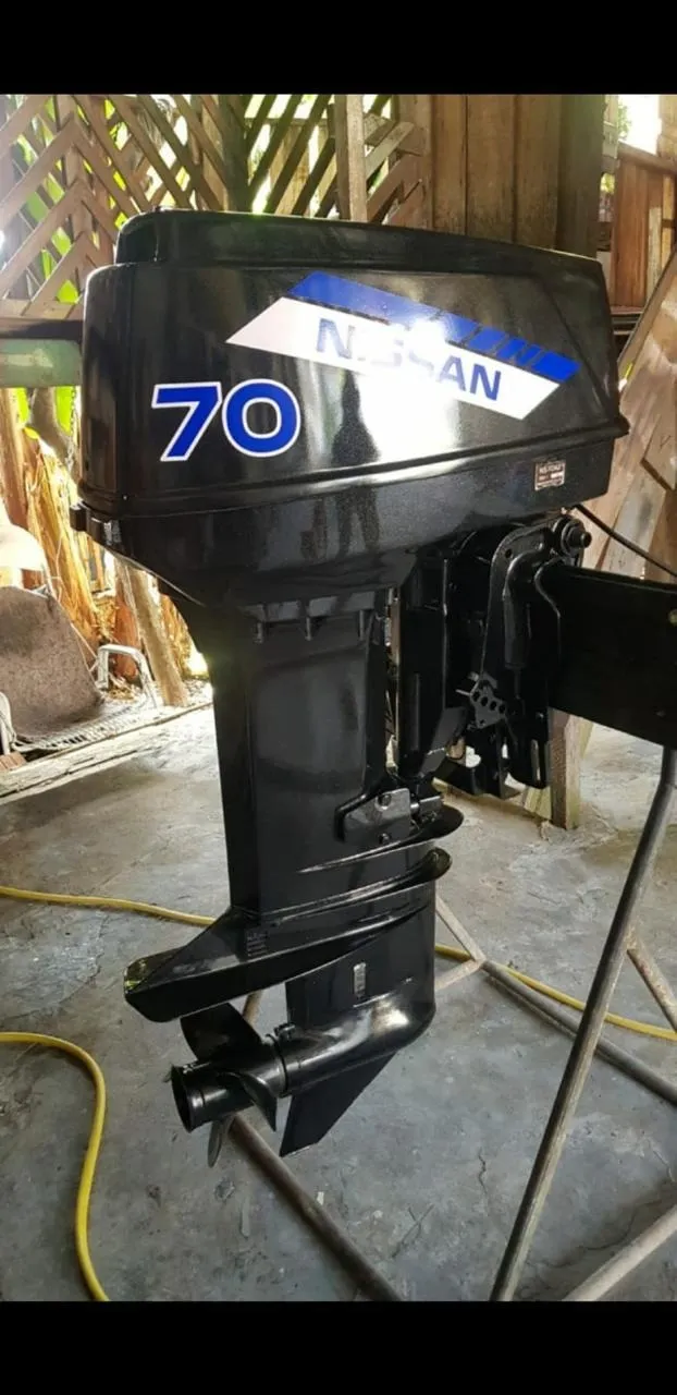 Motor de popa 70 Hp Nissan Mariner