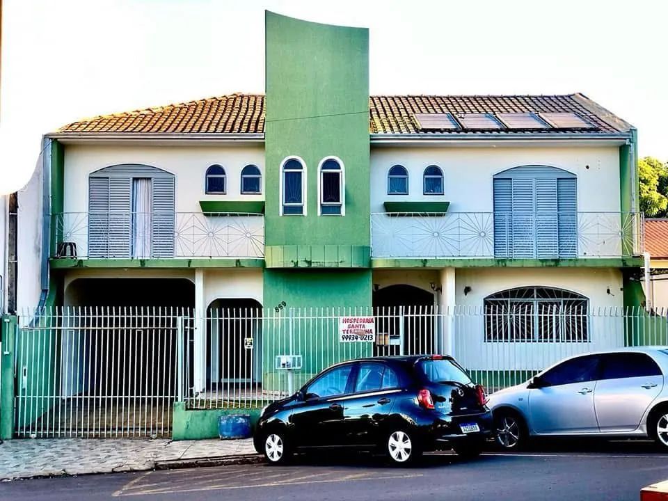 Hospedaria santa terezinha em campo 