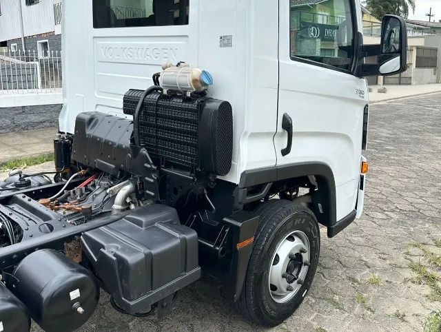 Vw delivery 11180 chassi 2019 - Foto 3