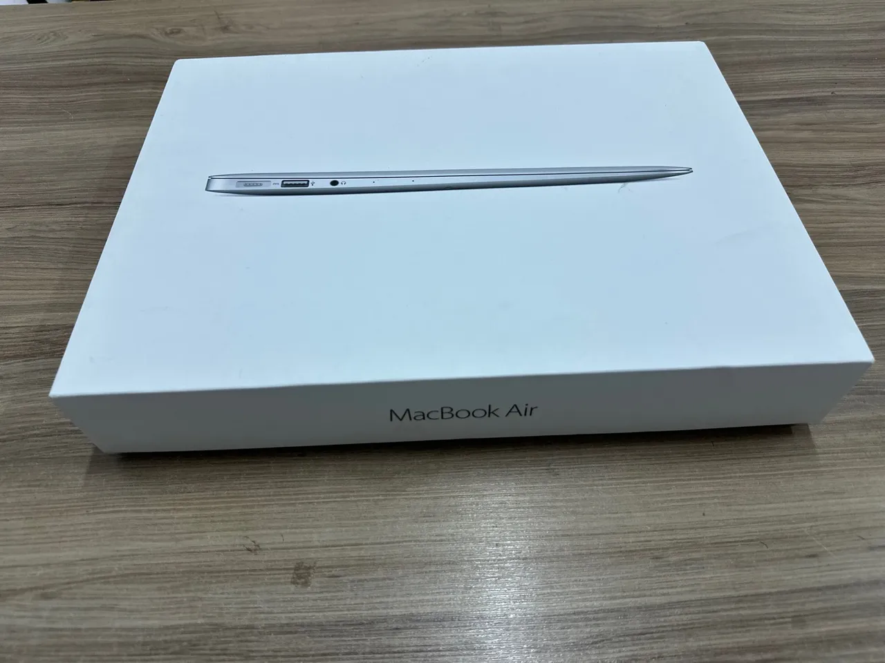 MacBook Air 2017 excelente estado
