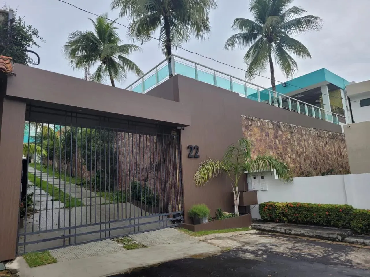 VENDO OU ALUGO BELISSIMA CASA NO JARDIM ITAOCA
