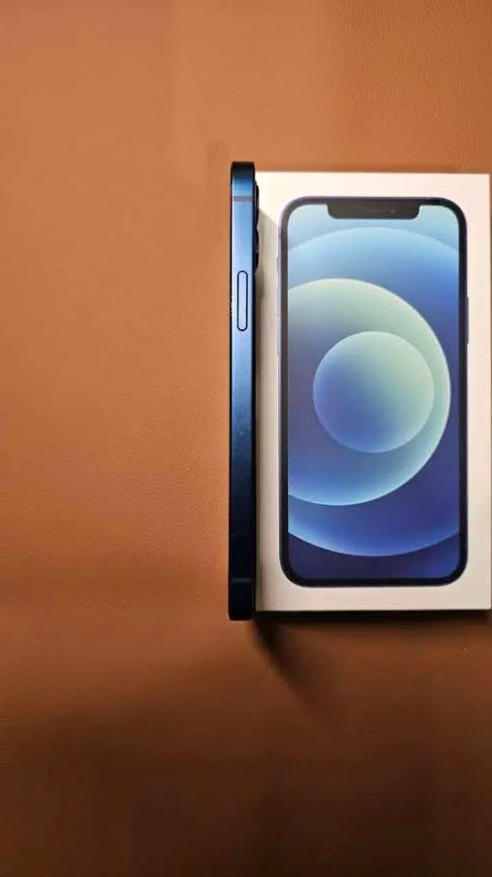 iPhone 12 64GB