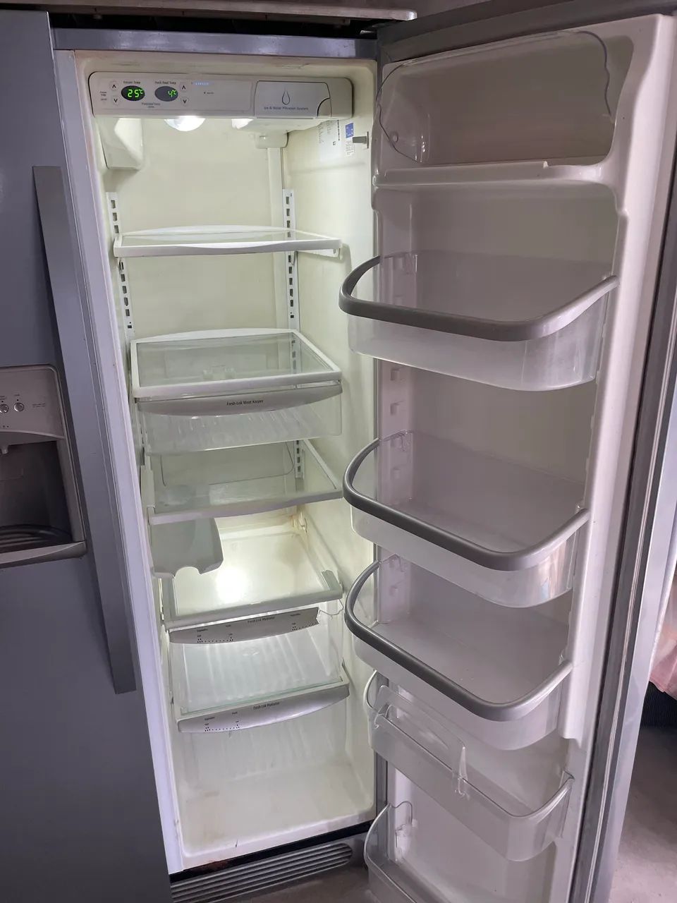 Geladeira Eletrolux side by side - Foto 4