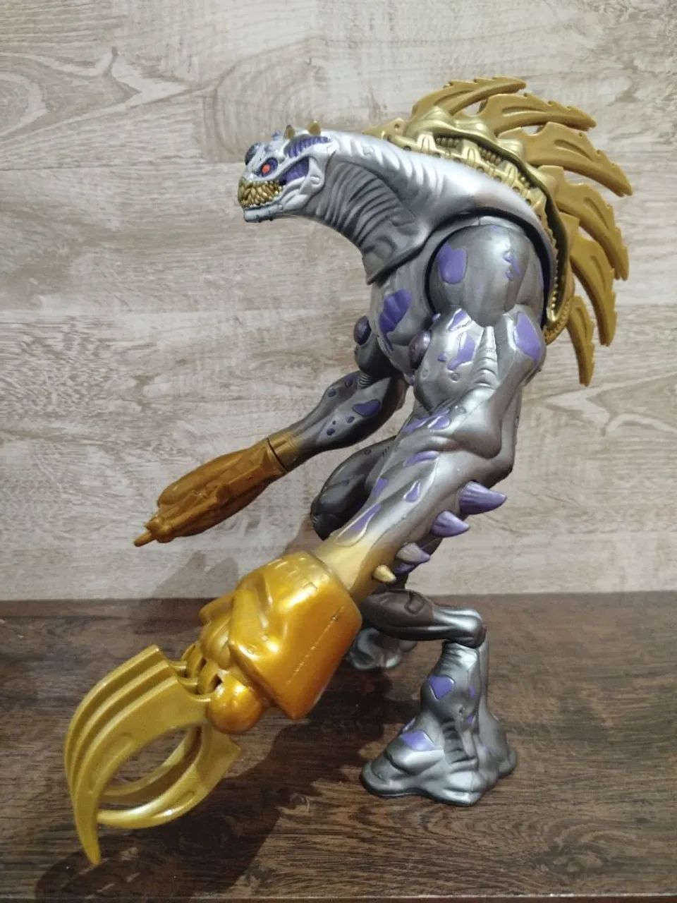 Boneco Elementor Metal vilão Max Steel Brinquedos e Jogos