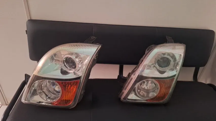 Farol Lifan Foison - usado, original PREÇO BOM