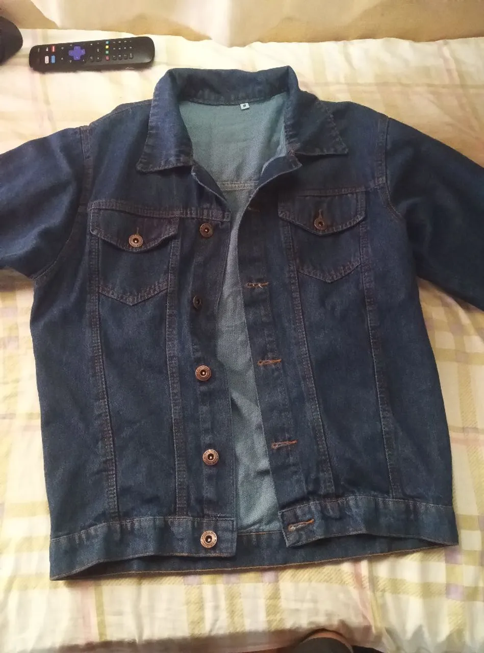 Jaqueta Jeans Clássica - Tamanho M