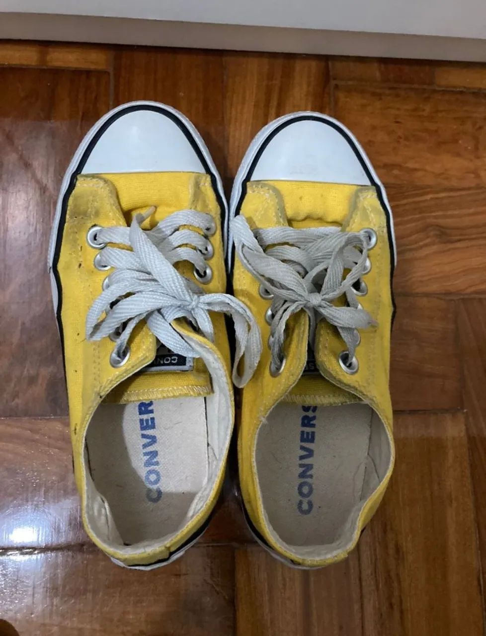 Tênis ALL Star converse. Tam: 34.