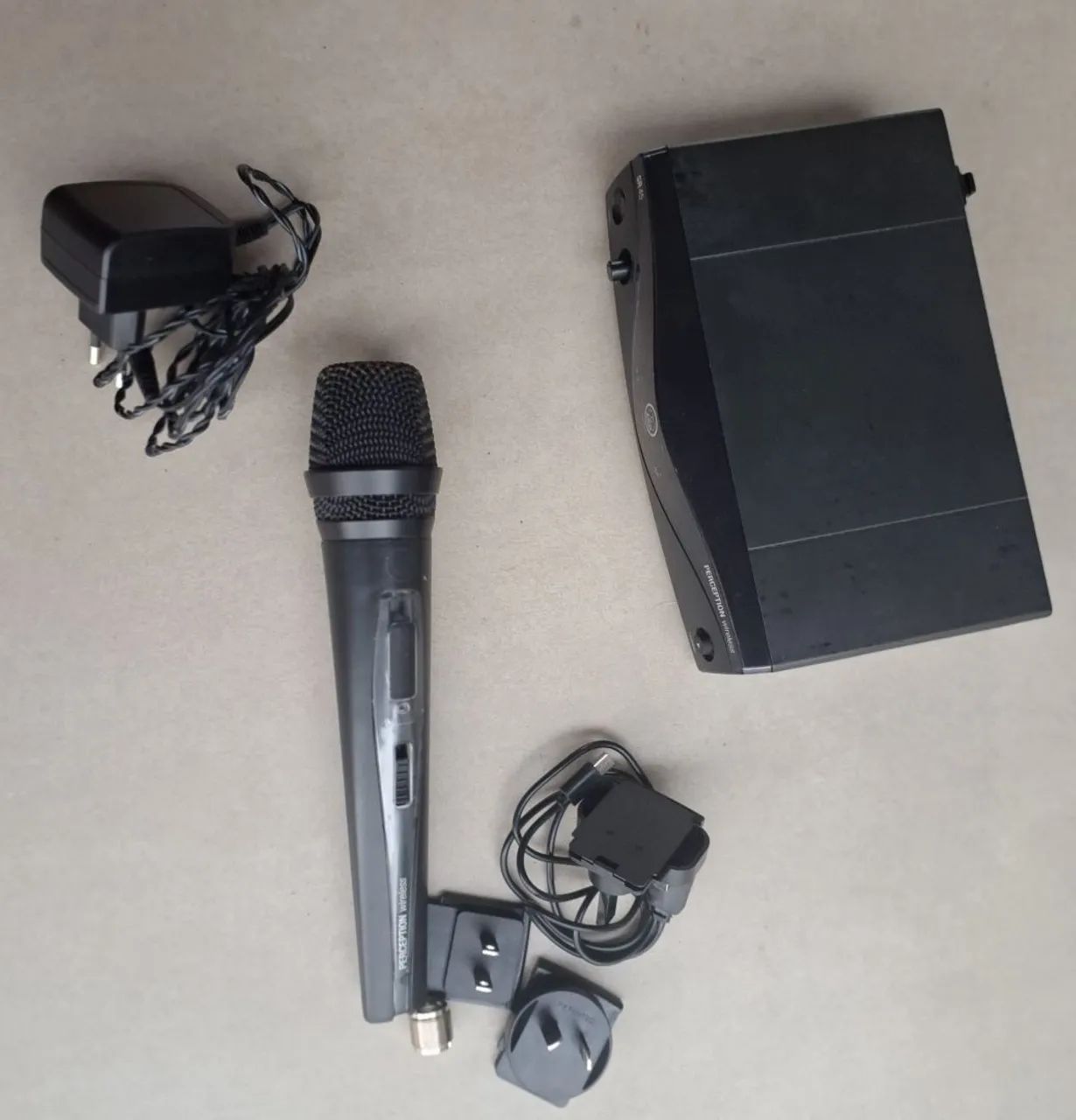 Microfone Akg Pw45 Vset Dinâmico Perception Wireless Band-u2 - Foto 4