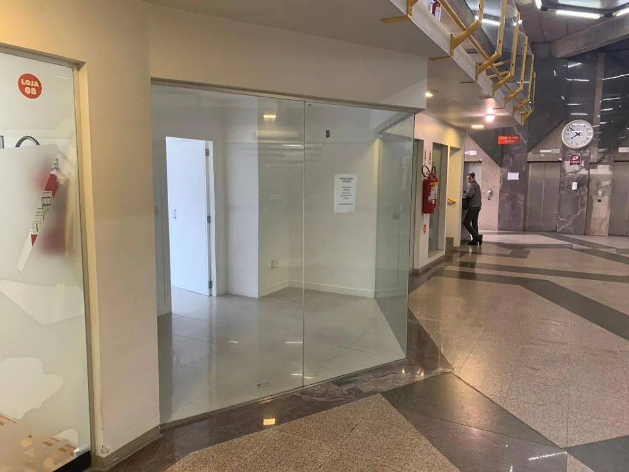 SALA no CENTRO com 0 quartos para LOCAÇÃO, 42 m² - Foto 3