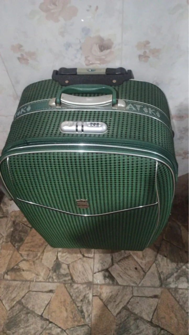 Mala de Viagem Verde
