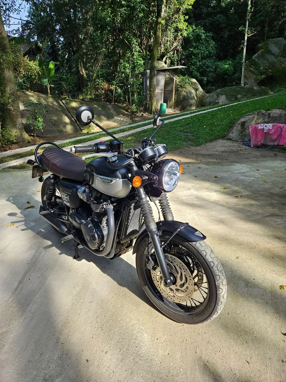 Triumph Boneville T 120 Black - Foto 2