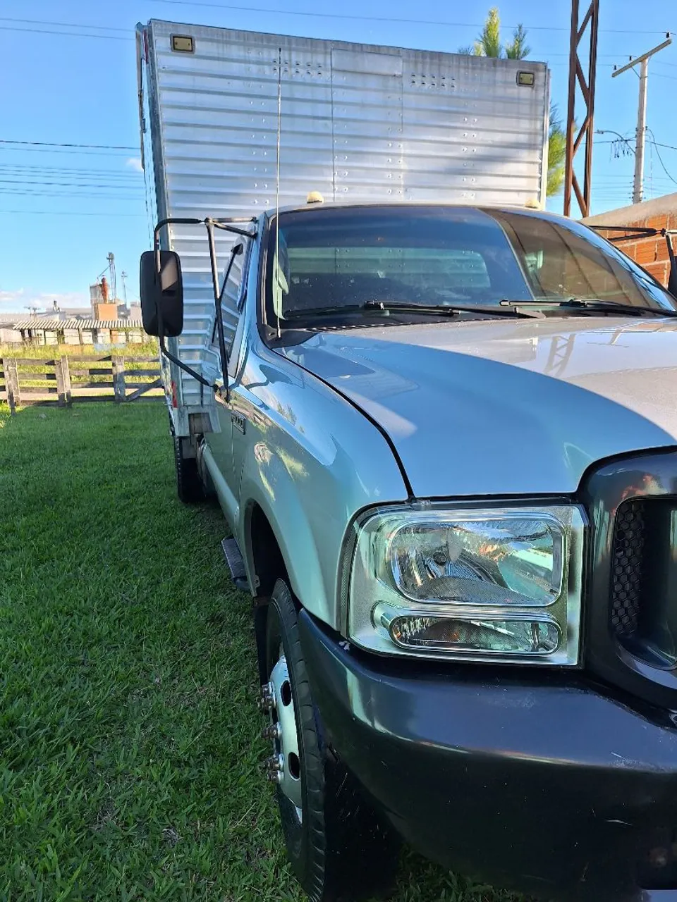 Ford F-4000 2003