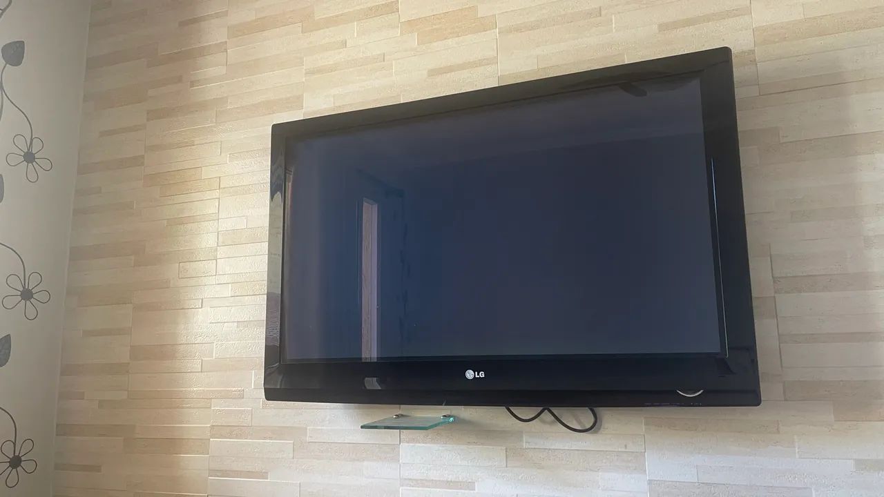 Tv LG 42 polegadas funcionando  - Foto 3