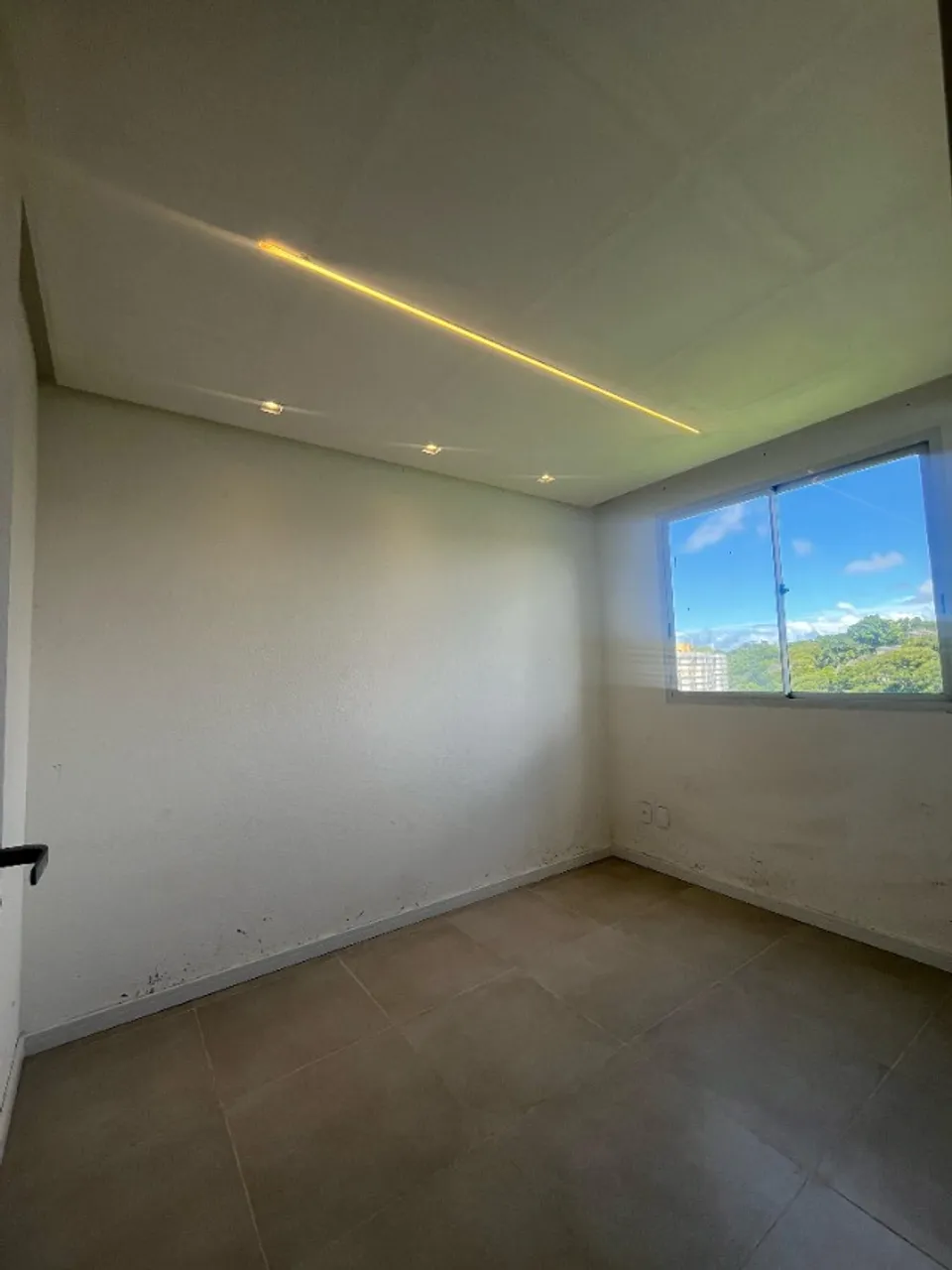 ALUGO APARTAMENTO 2/4 NO IMBUÍ PRIME