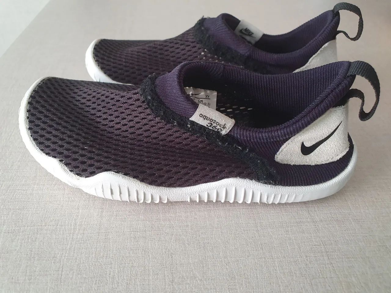 Tênis Infantil Nike Aqua shock número 25 - Foto 2