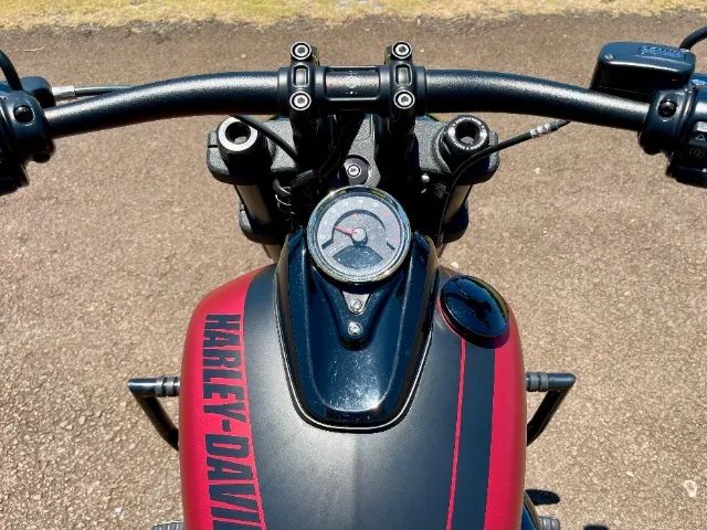 Harley Davidson FX Fat Bob 107 2019 - Foto 10