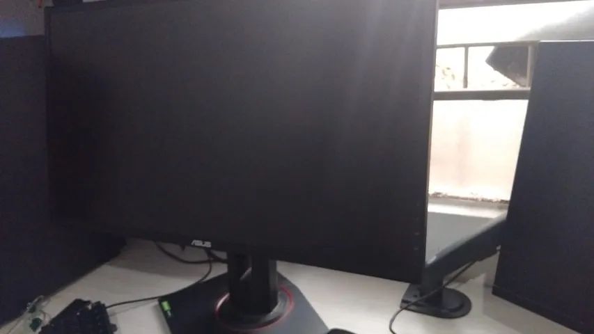 Monitor gamer asus 165hz 
