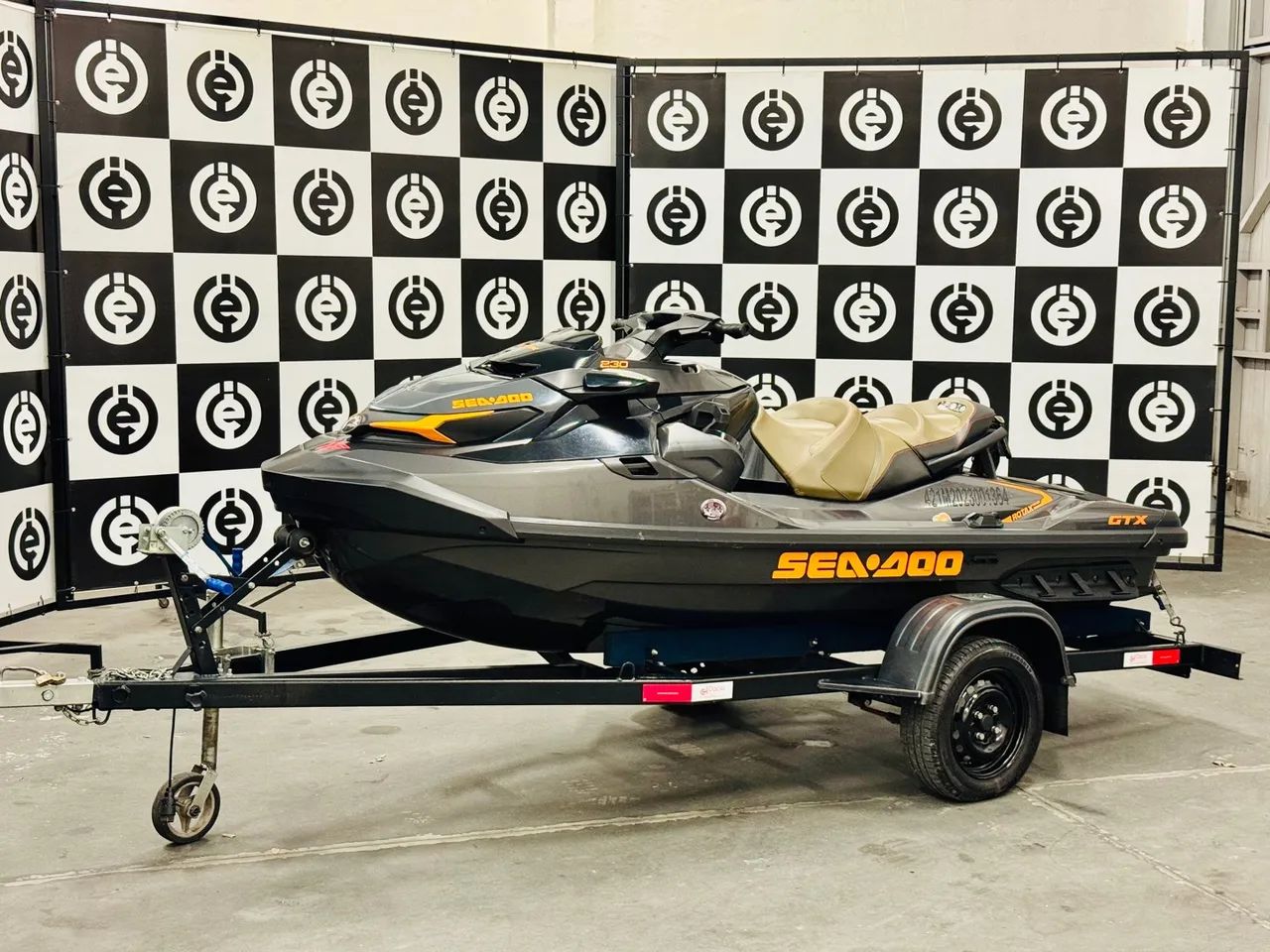 Jet ski GTX 230 2023 com apenas 55 horas de uso todo equipado  - Foto 5