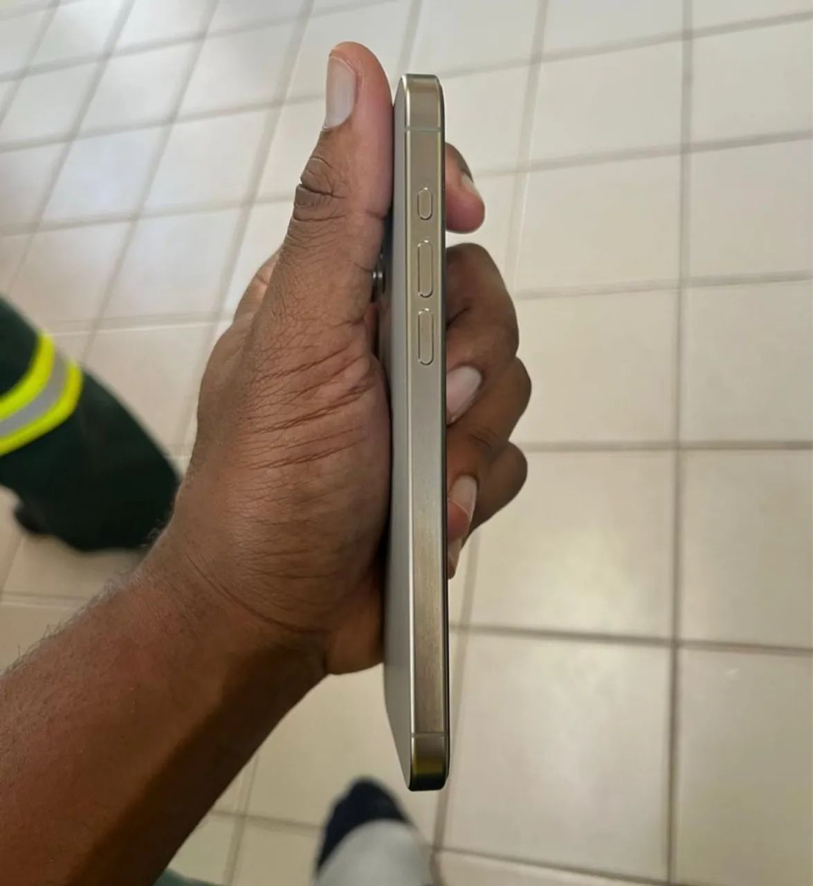 iPhone 15 Pro Max - 256gb - 2 meses de uso - Foto 5