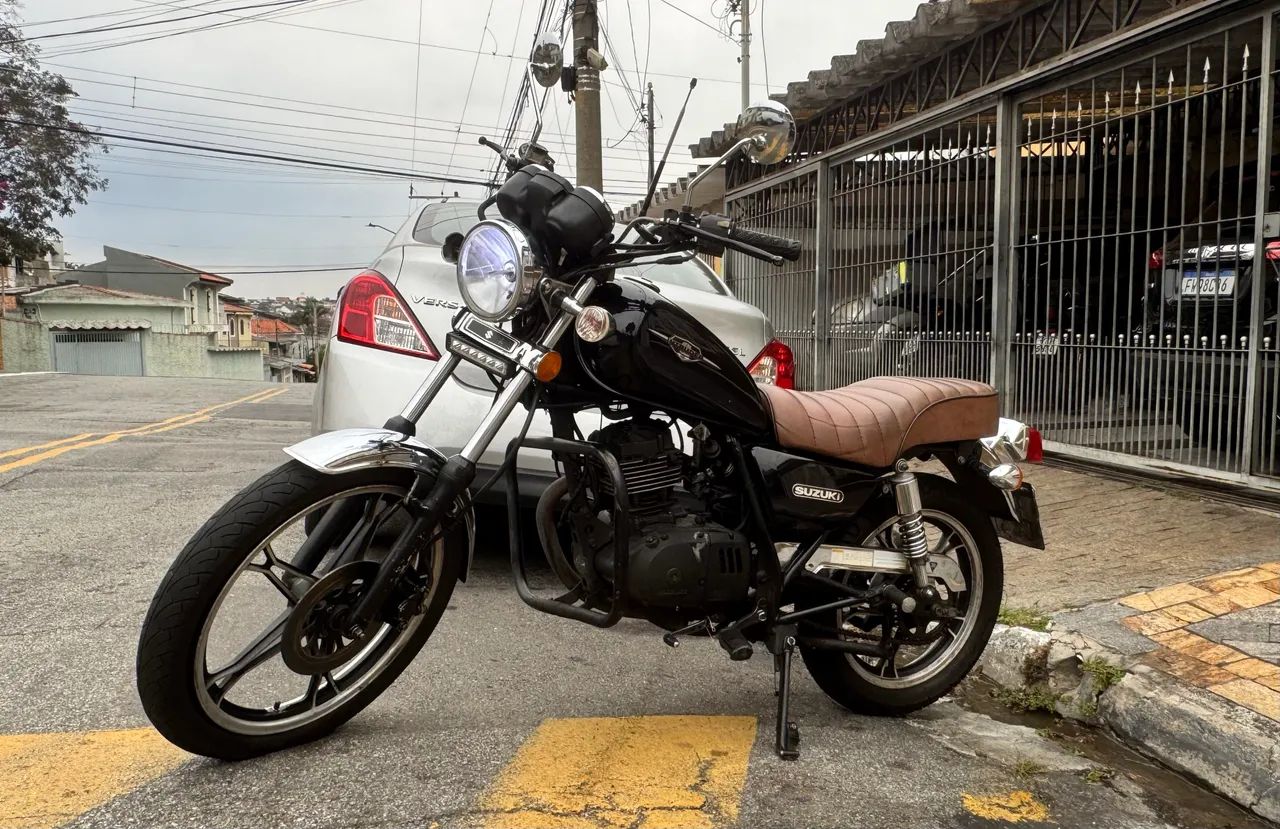 Suzuki Intruder 125 2013