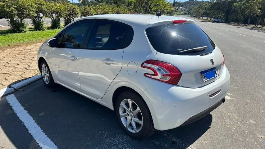 Peugeot 208 ACTIVE 1.5 8V FLEX 2014