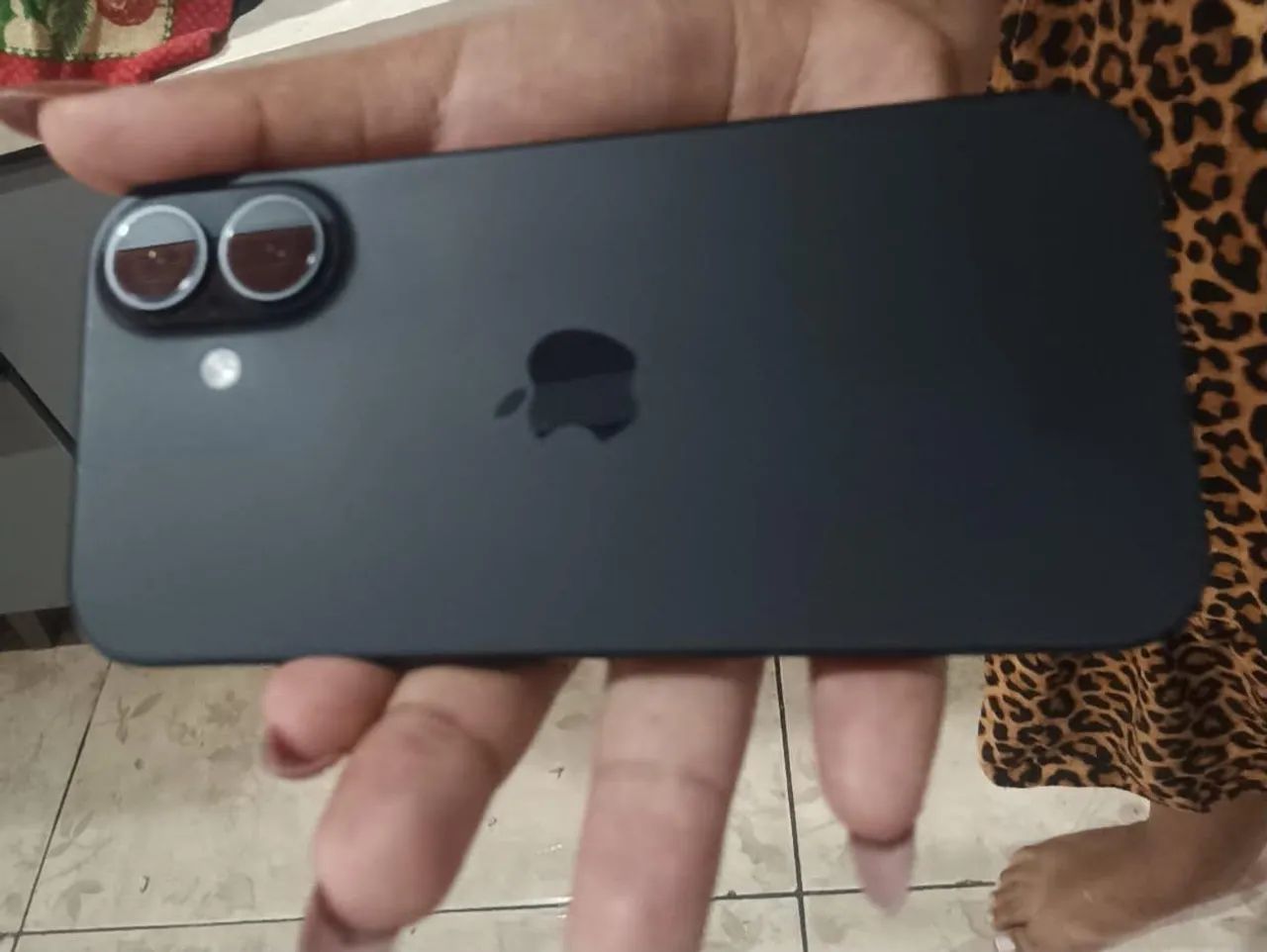 iPhone 16 256gb impecável  - Foto 2