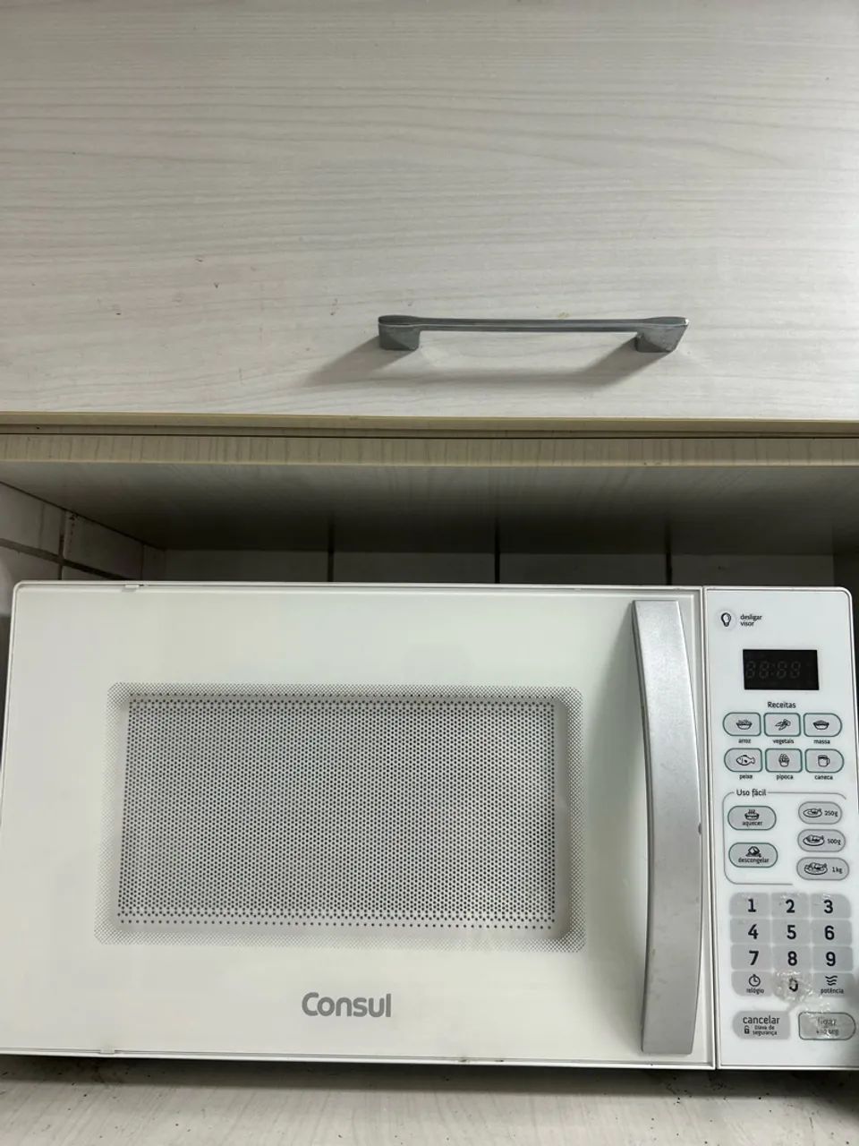 Microondas Consul 20l com 1 ano e meio de uso