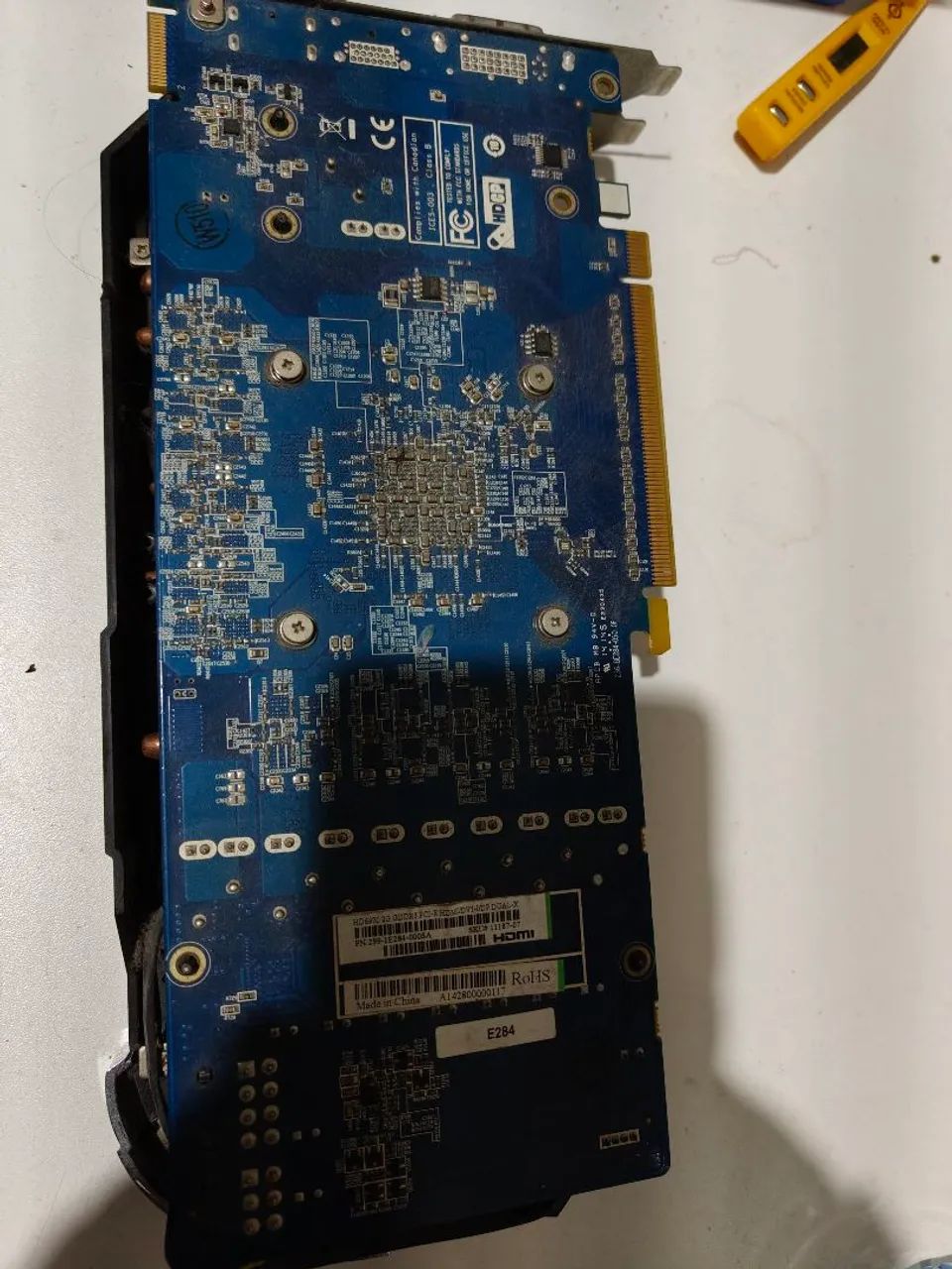 Placa de vídeo AMD HD 6970 2gb - Foto 5