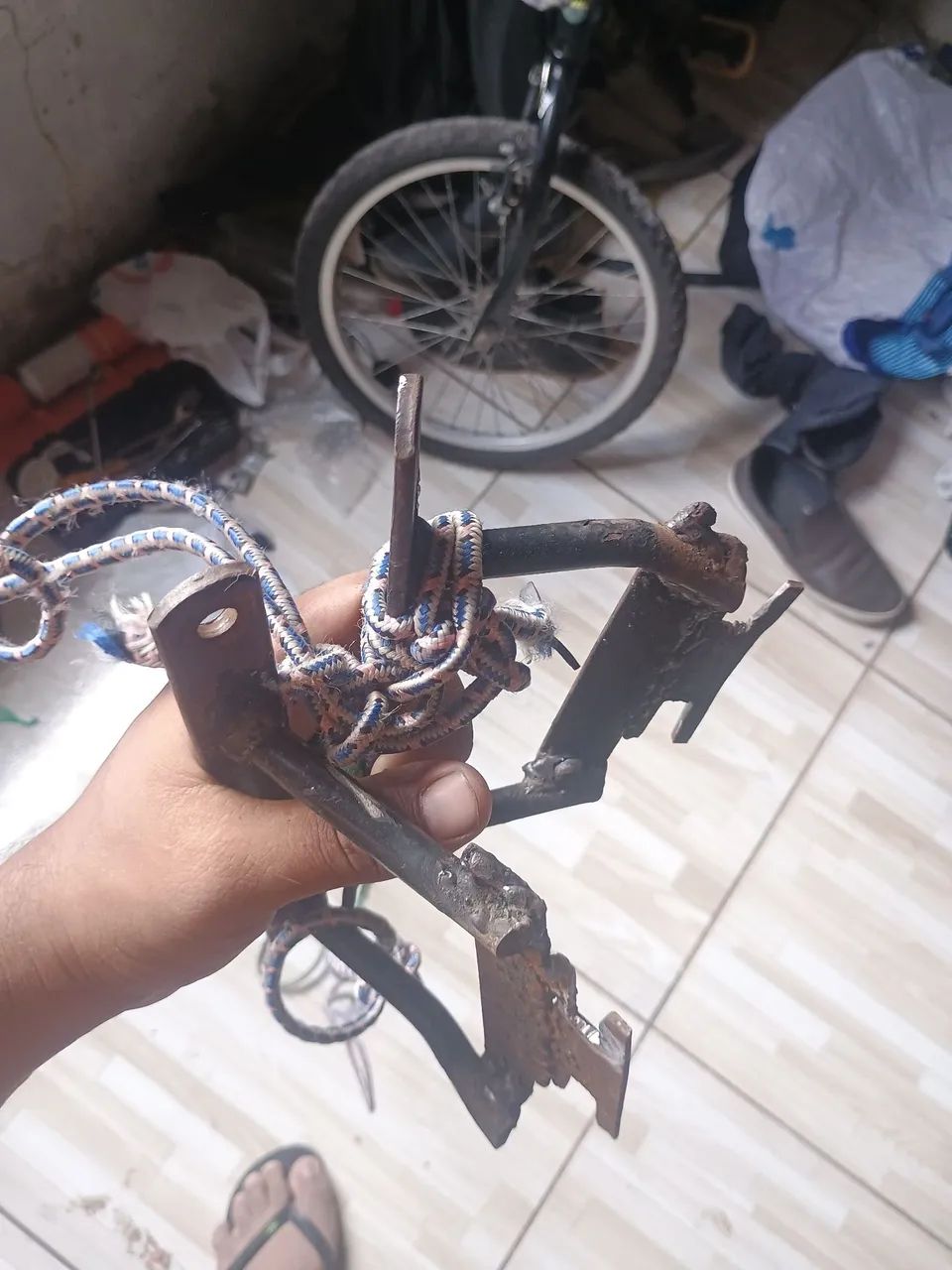 Suporte para moto adaptado para a dk 150 e Honda  - Foto 4