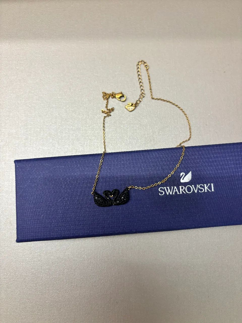 Colar Swarovski Original Dourado/Preto