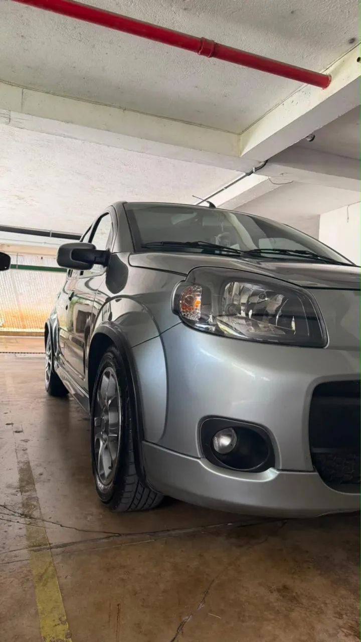 Fiat Uno Sporting 1.4 EVO Fire Flex 8V 4P 2011 - Foto 3