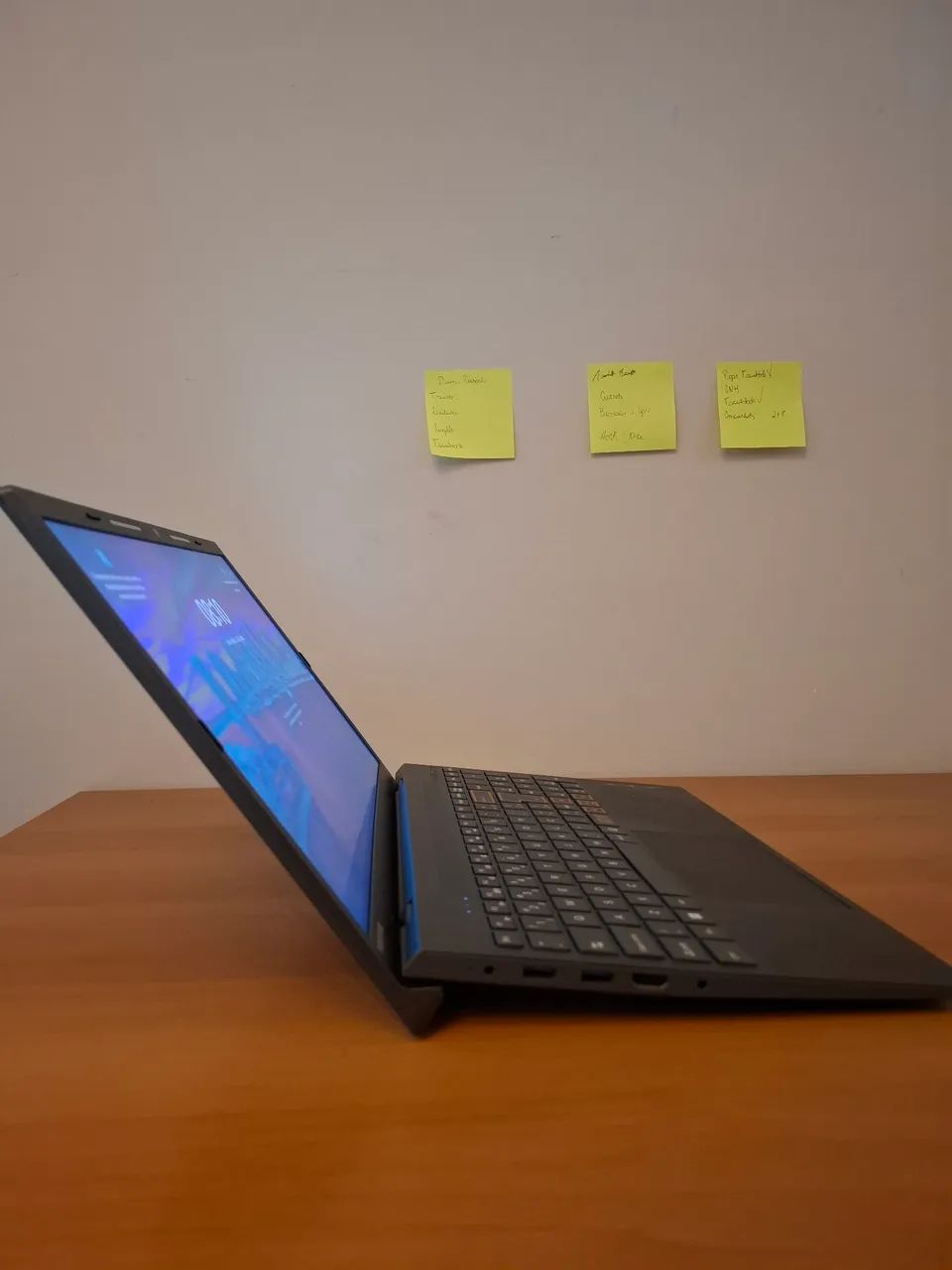 Notebook  - Foto 2