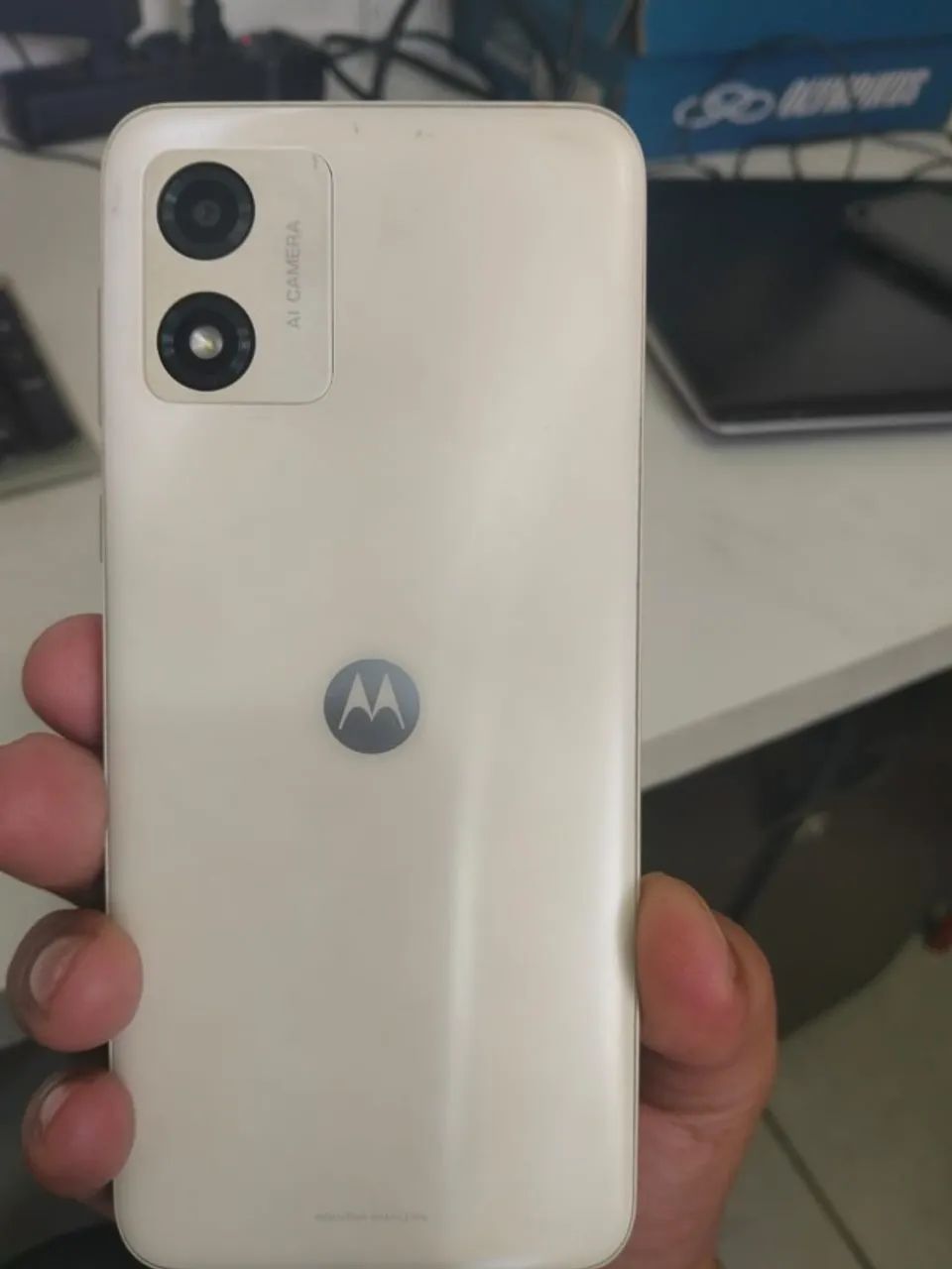 Moto E13 Branco 32GB / 2GB RAM - Ótimo Estado e Funcionando 100% - Foto 3