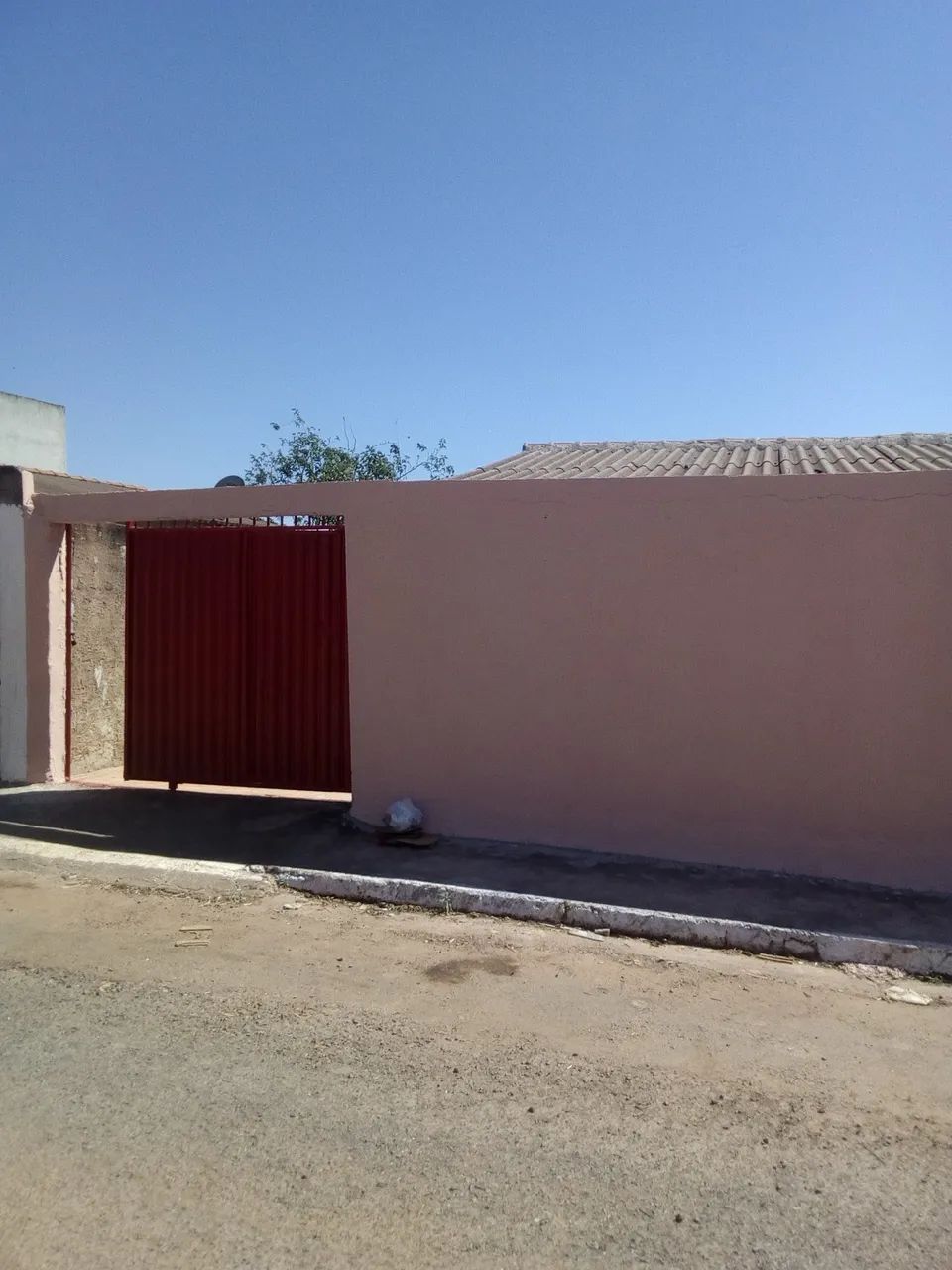 2 casa no mesmo lote a venda