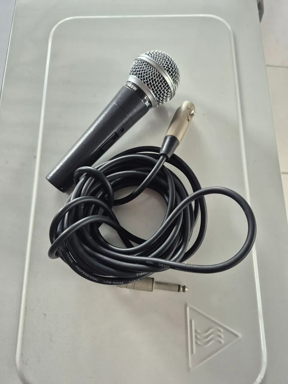 CAIXA DE SOM ATIVA SKP PRO AUDIO SK-4P (15 POLEGADAS / 250W RMS) + PEDESTAL TRIPÉ - Foto 5