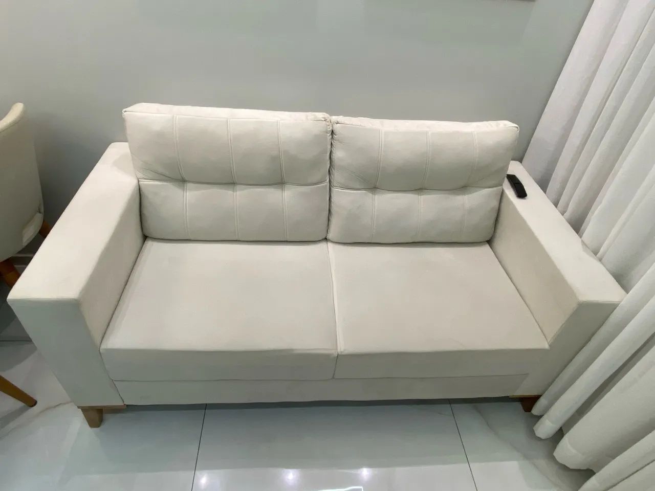 Sofá 2 lugares  - Foto 2