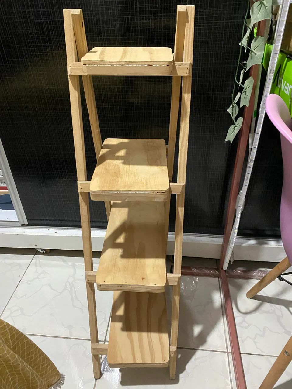 Prateleira para Loja, quarta, sala ou decoração em geral 