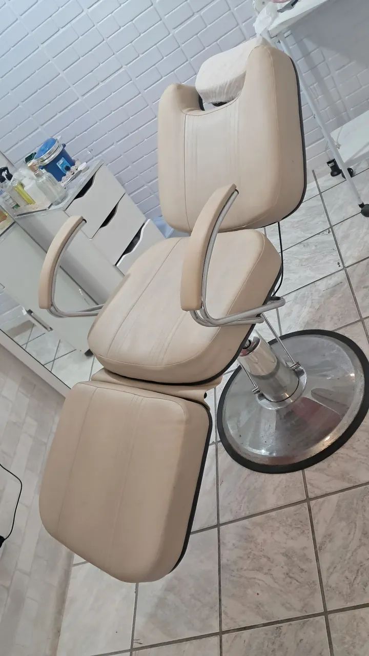 Cadeira Estética Reclinável  - Foto 5