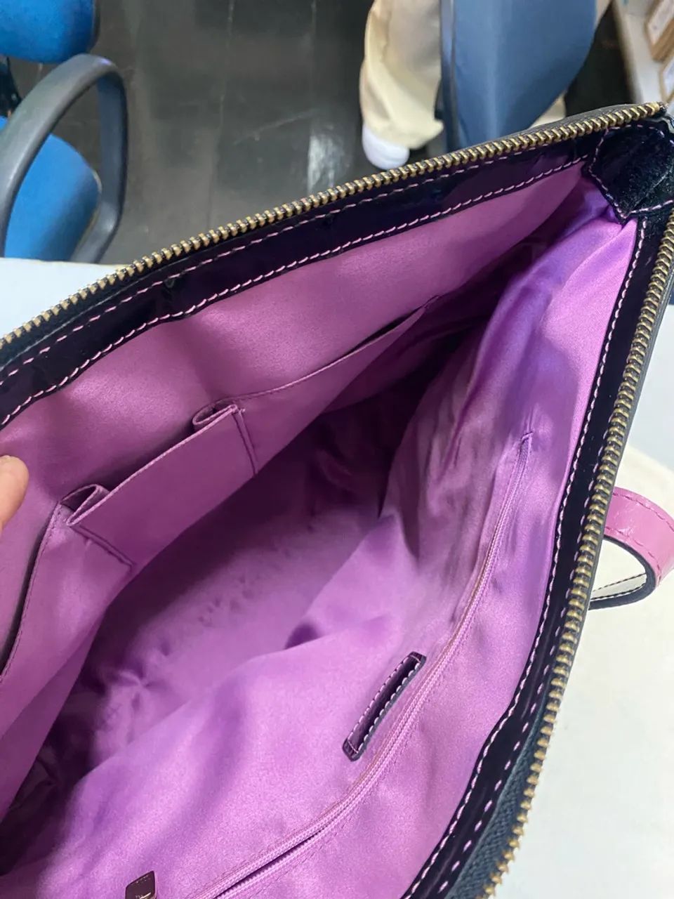 Bolsa da Victor Hugo original usada uma vez  - Foto 4