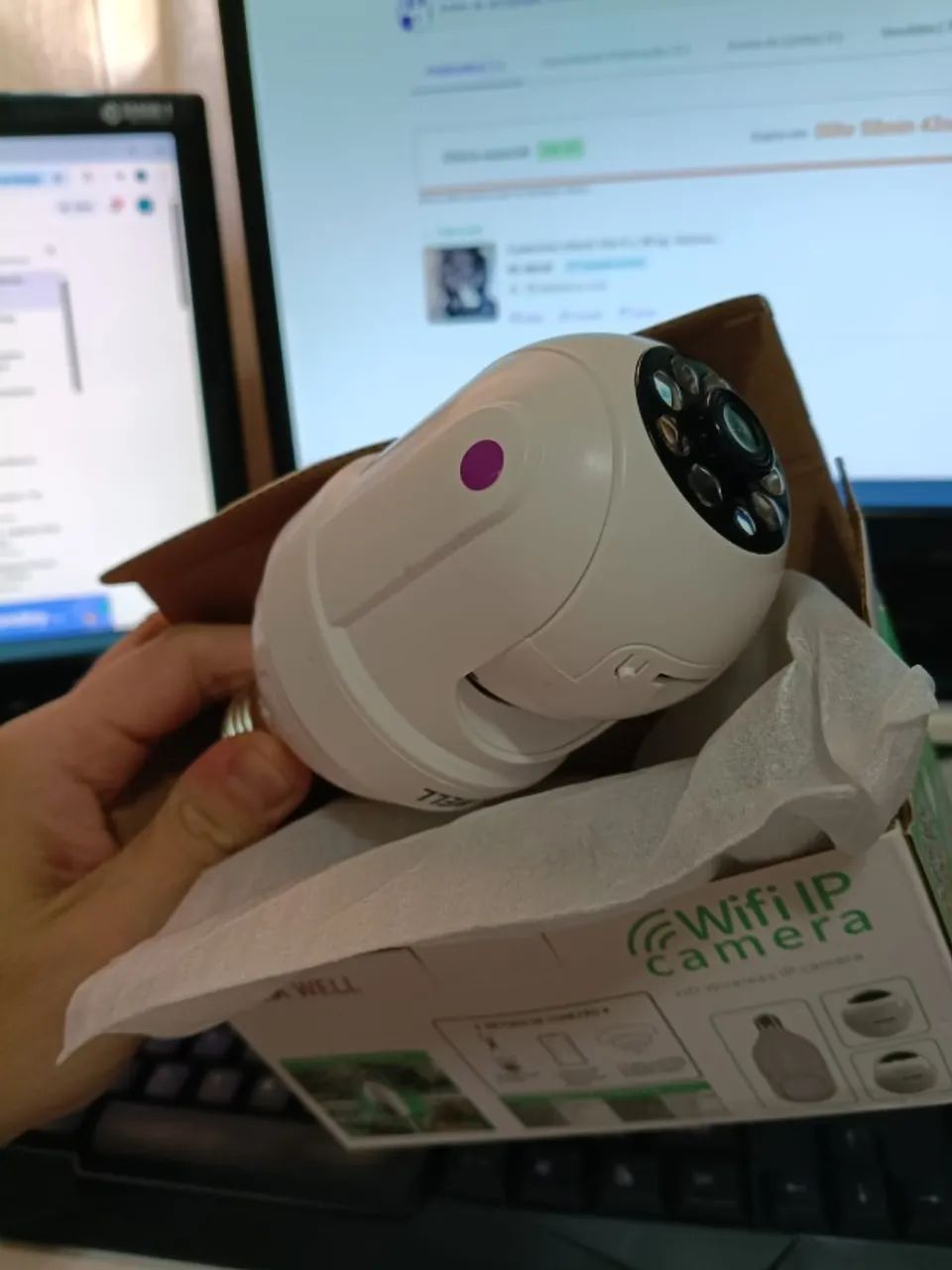 Câmera WiFi IP - Sensor de Presença. Nova! - Foto 5