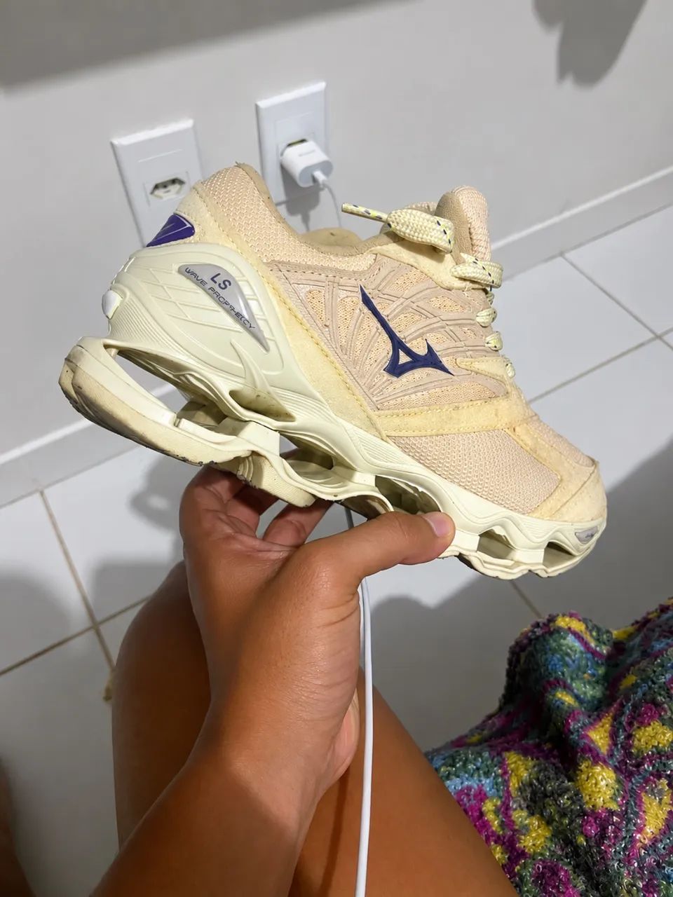 Tênis Mizuno Bege Flor de Lótus  - Foto 4