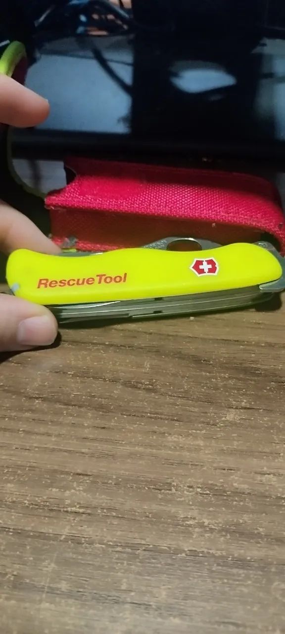 Canivete Rescue Tool Victorinox - Foto 4