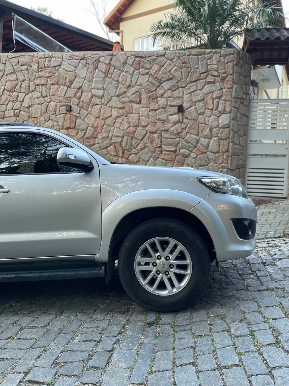 Toyota Hilux SW4 SRV D4-d 4X4 3.0 TDI Dies. AUT 2013 - Foto 9