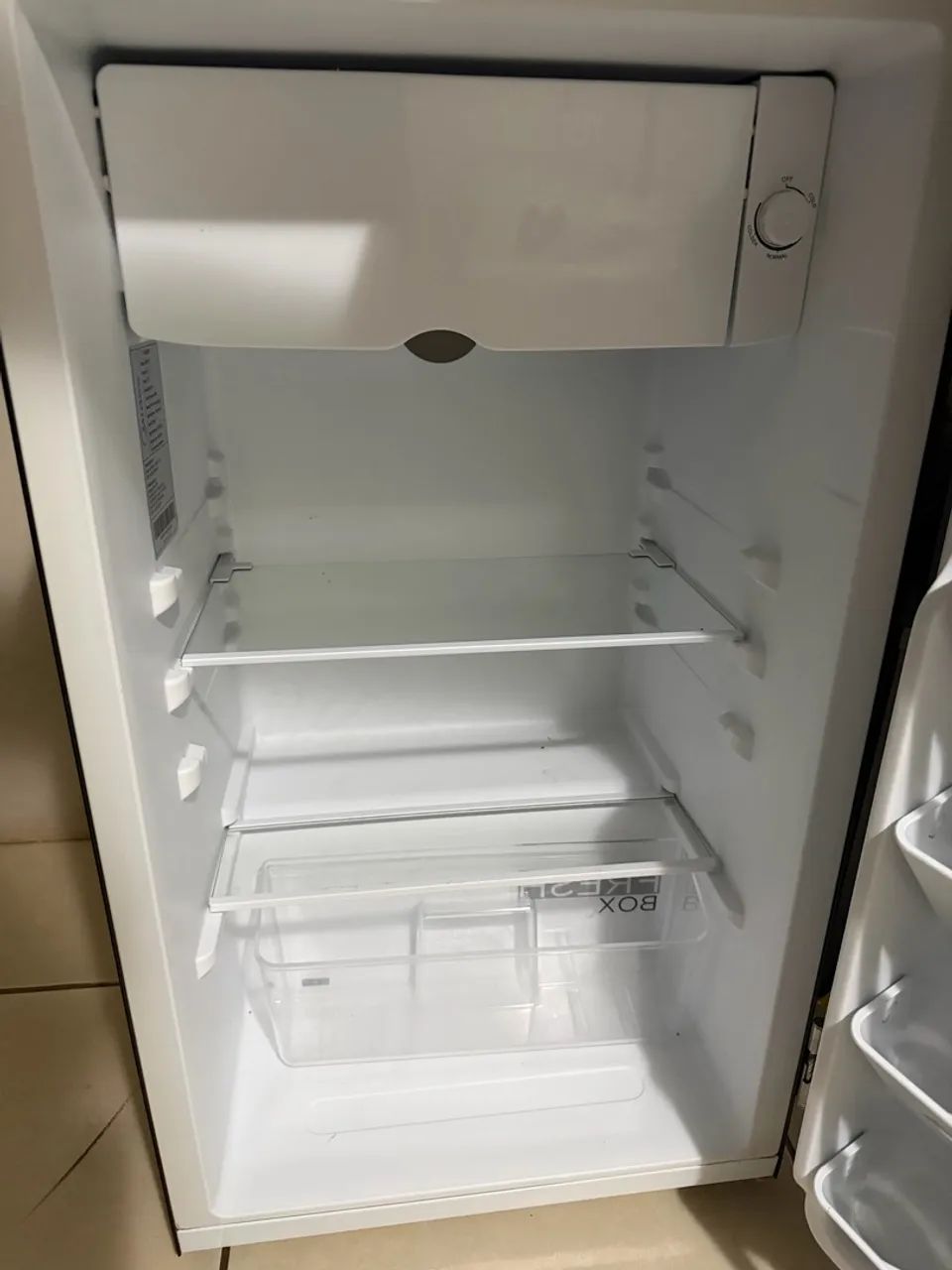 FRIGOBAR MIDEA RETRÔ PRETO | R$ 1.000 - Foto 3