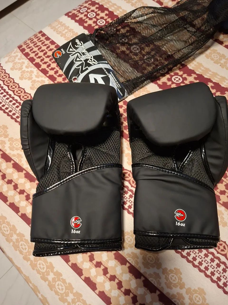 Luva de boxe Nova