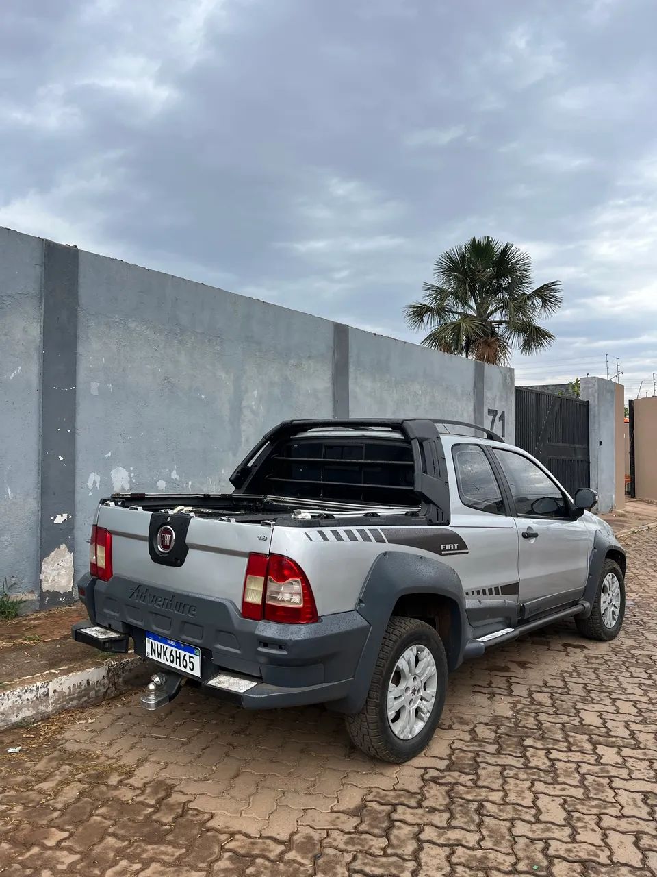 Fiat Strada Adventure1.8/ 1.8 Locker Flex CD 2012 - Foto 4